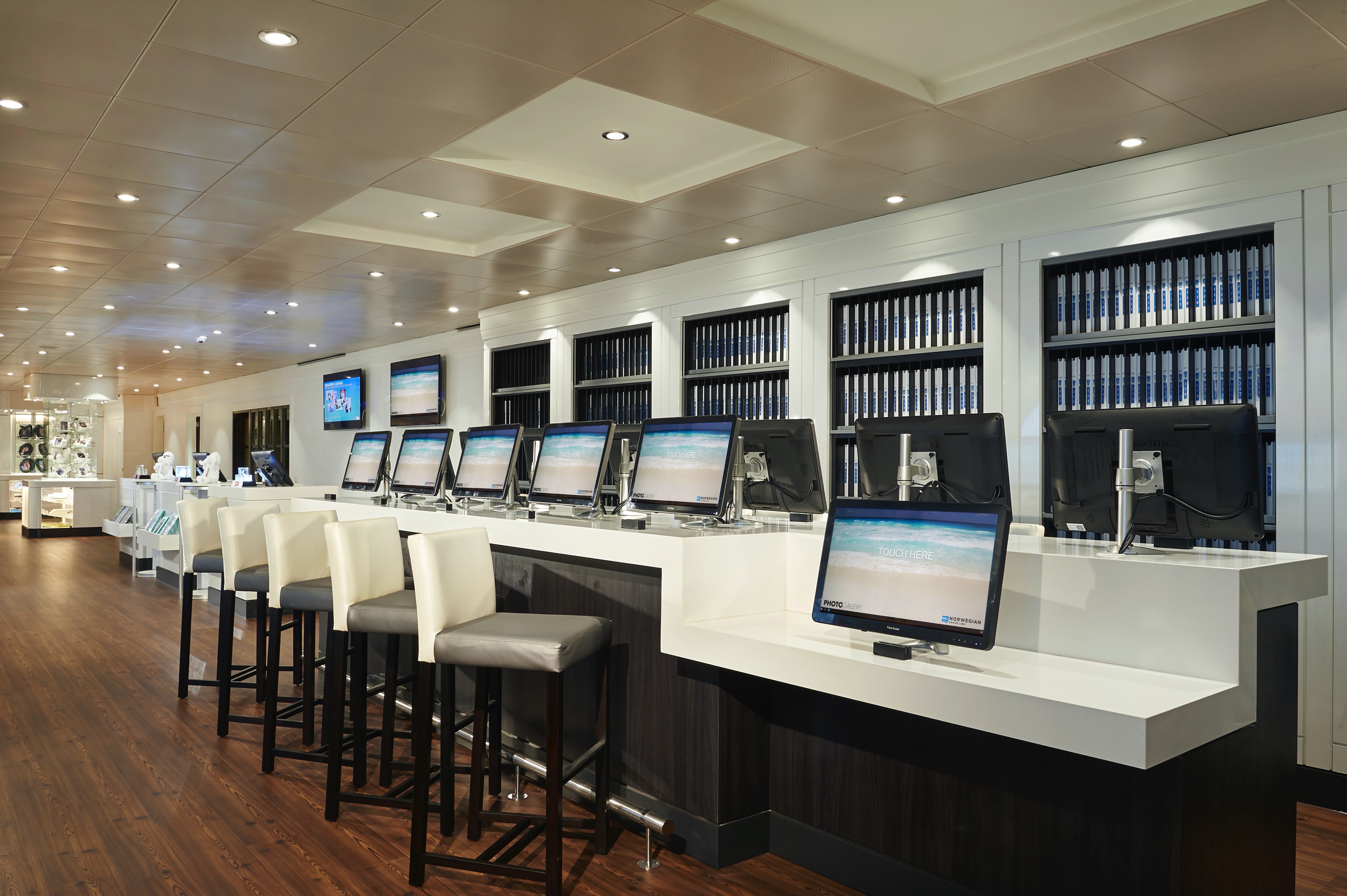 Norwegian Sun - The Photo Gallery